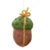 Hanger eikel met gele strik, vilt