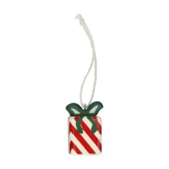 Hangers, hout, set van 4 (duif,muis,cadeau en sneeuwpop)