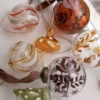 Kerstbal gedraaide streep, glas, rood/wit, 5 cm