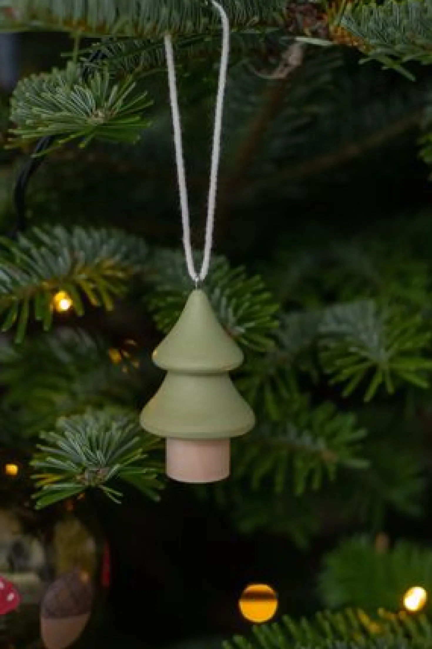 Kersthanger, dennenboom, hout, lichtgroen
