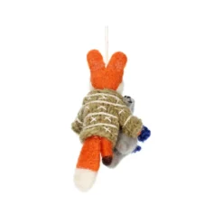 Kersthanger, knuffelende vos en muis, vilt