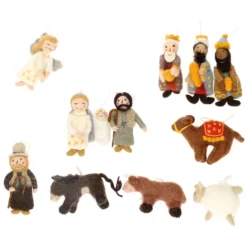 Kerststal set, vilt, 12 verschillende figuren