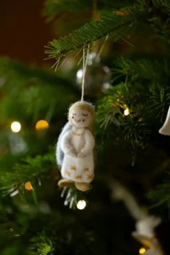 Kerststal set, vilt, 12 verschillende figuren