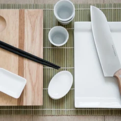 Sushiplankje met eetstokjes, rubberhout, 25 x 15,5 cm