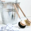 Zinken emmer met beukenhouten handvat, 10 liter
